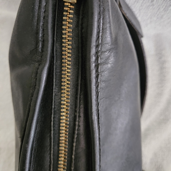 Coach Vintage Swinger Shoulder Bag - Picture 4 of 13